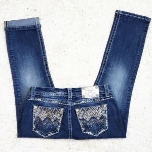 Miss Me Mid Rise Easy Cropped Jean's.  Size 28.